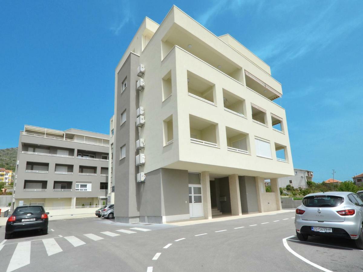 Ferienwohnung sunshine Trogir Exterior foto