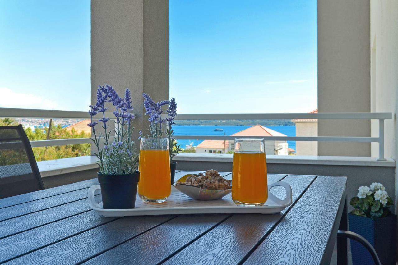 Ferienwohnung sunshine Trogir Exterior foto